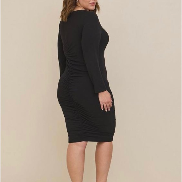 Torrid - Picture 2 of 6